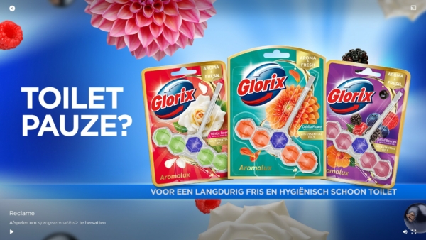 3 pakjes Glorix toiletblokjes naast elkaar en het woord 'Toilet Pauze' met vraagteken